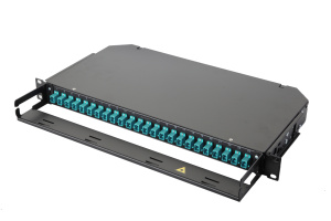Оптическая панель серии 47C-24, 19'' 1U фиксированная, корпус на 24 адаптера, 2 симплекс SC адаптера, OM3