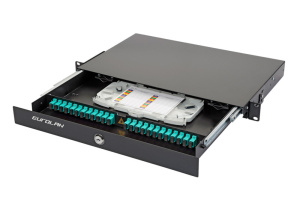 Оптическая панель серии 47D-24, 19'' 1U выдвижная, корпус на 24 адаптера, 2 симплекс SC адаптера, OM3