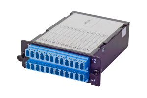 Кассета Q-SLOT 24×LC на 2×MPO(12) (male) OS2, полярность A, черный