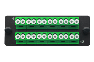 Комплект планка Q-SLOT с 12 адаптерами дуплекс LC OS2, монтажные шнуры, APC, КДЗС