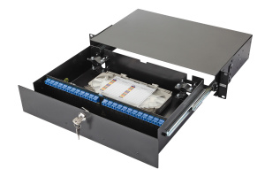 Оптическая панель серии 47F-48, 19'' 2U выдвижная, корпус на 48 адаптеров, 2 дуплекс LC адаптера, OS2