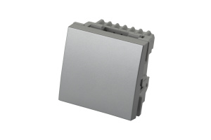 Выключатель одноклавишный 45 × 45 мм 10 A – 250 В, серебристый