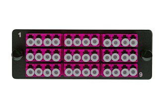 Комплект планка Q-SLOT с 9 адаптерами квадро LC OM4, монтажные шнуры, КДЗС