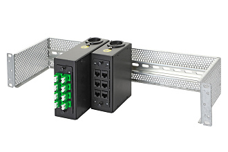 Комплект планка Q-SLOT с 8 адаптерами дуплекс LC OS2, монтажные шнуры, APC, КДЗС