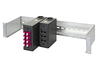 Комплект планка Q-SLOT с 8 адаптерами дуплекс LC OM4, монтажные шнуры, КДЗС