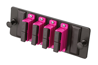 Планка Q-SLOT с 4 адаптерами дуплекс SC OM4