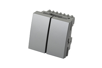 Выключатель двухклавишный 45 × 45 мм 10 A – 250 В, серебристый