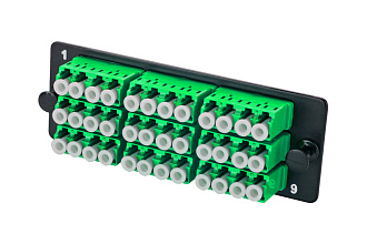 Комплект планка Q-SLOT с 9 адаптерами квадро LC OS2, монтажные шнуры, APC, КДЗС