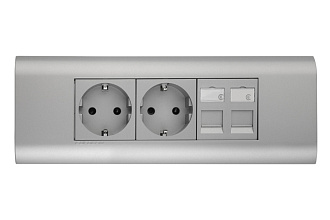 Розетка 2P+E немецкий стандарт 45 × 45 мм, с защитными шторками, серебристый