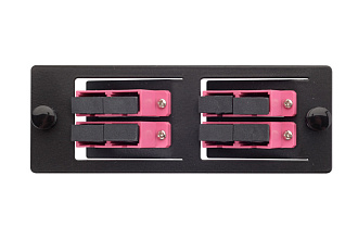 Планка Q-SLOT с 4 адаптерами дуплекс SC OM4, наклонные