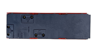 Розетка тройная 3 × 2P+E немецкий стандарт, с защитными шторками, с безвинтовым зажимом, 45 градусов, красный