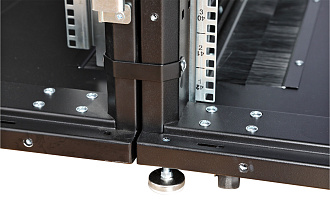 Шкаф Rackcenter D9000 48U 600 × 1000, передняя дверь перфорированная одностворчатая, задняя дверь перфорированная двустворчатая, черный