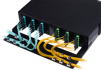 Кассетный модуль слотовый серии HD 47M-30, 12 × MPO/MTP, KeyUP/KeyDOWN, черный